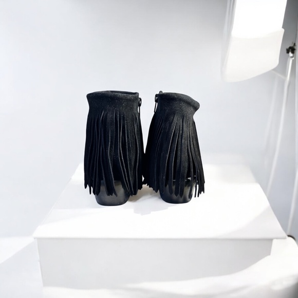 Steve Madden Suede Fringe Ankle Boots | Black Leather Suede Booties | Women’s 7M - Picture 3 of 10